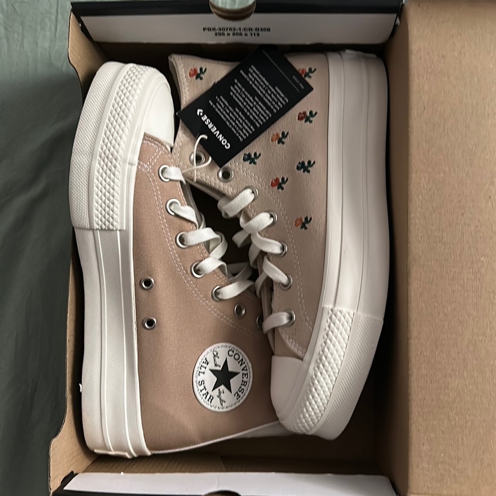 Platform Converse
